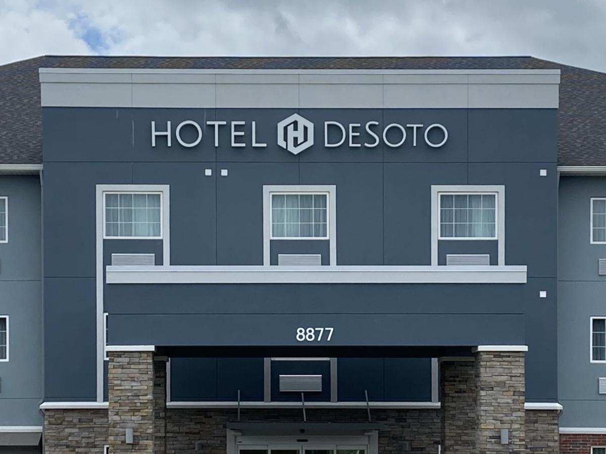 Hotel DeSoto Olive Branch Buitenkant foto